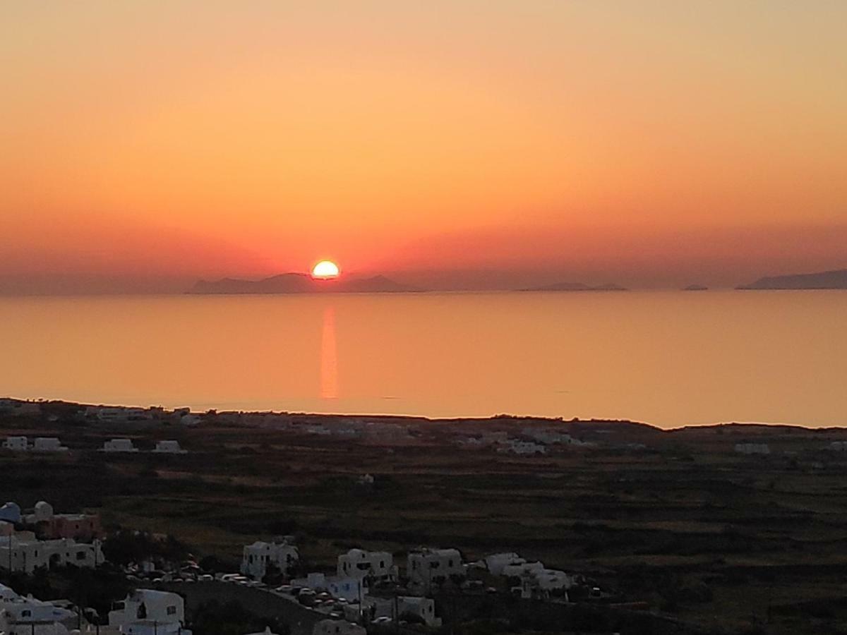 Sunset Paradise Oia Exterior photo